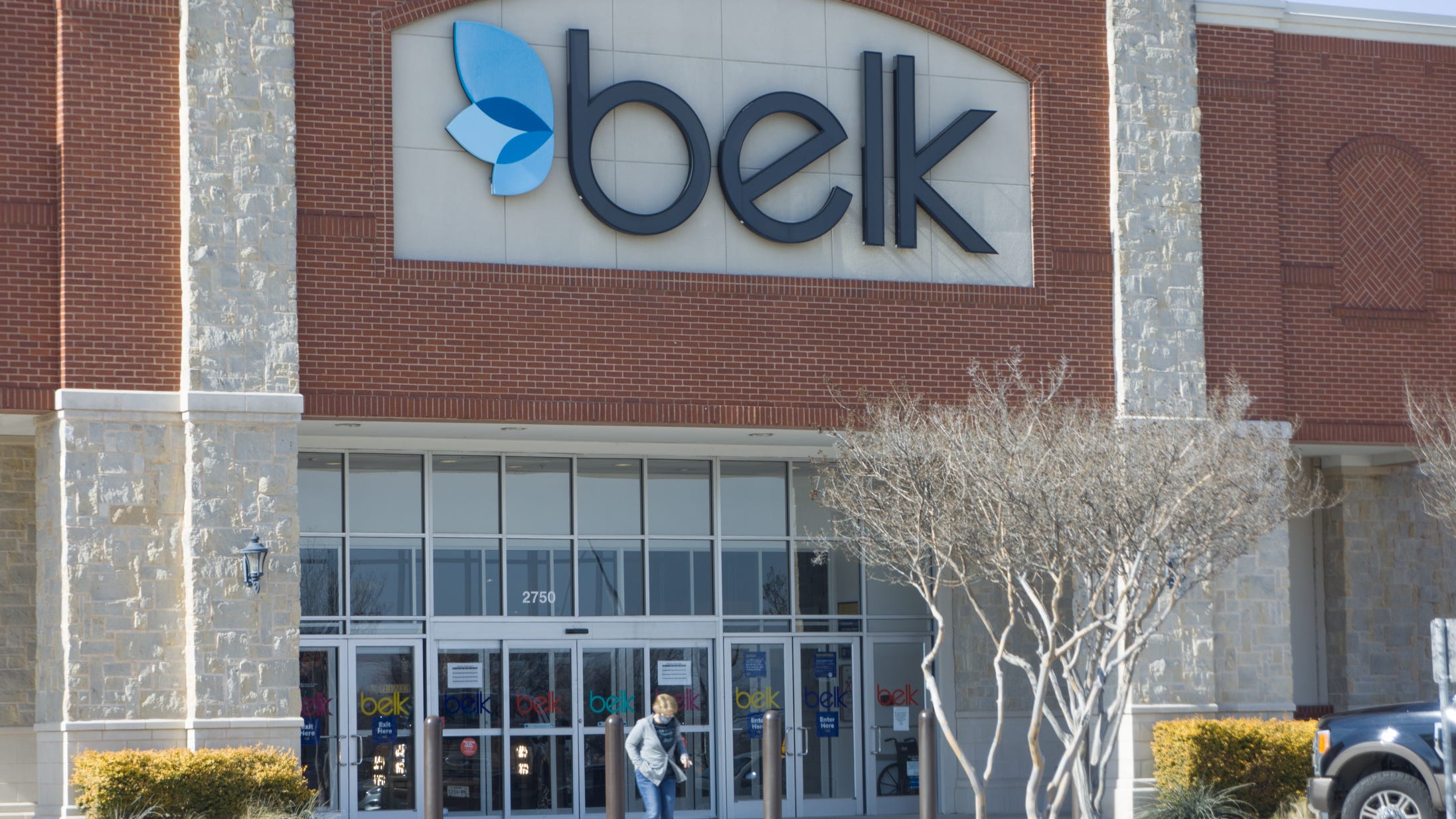 Worker died in bathroom and no one noticed for days