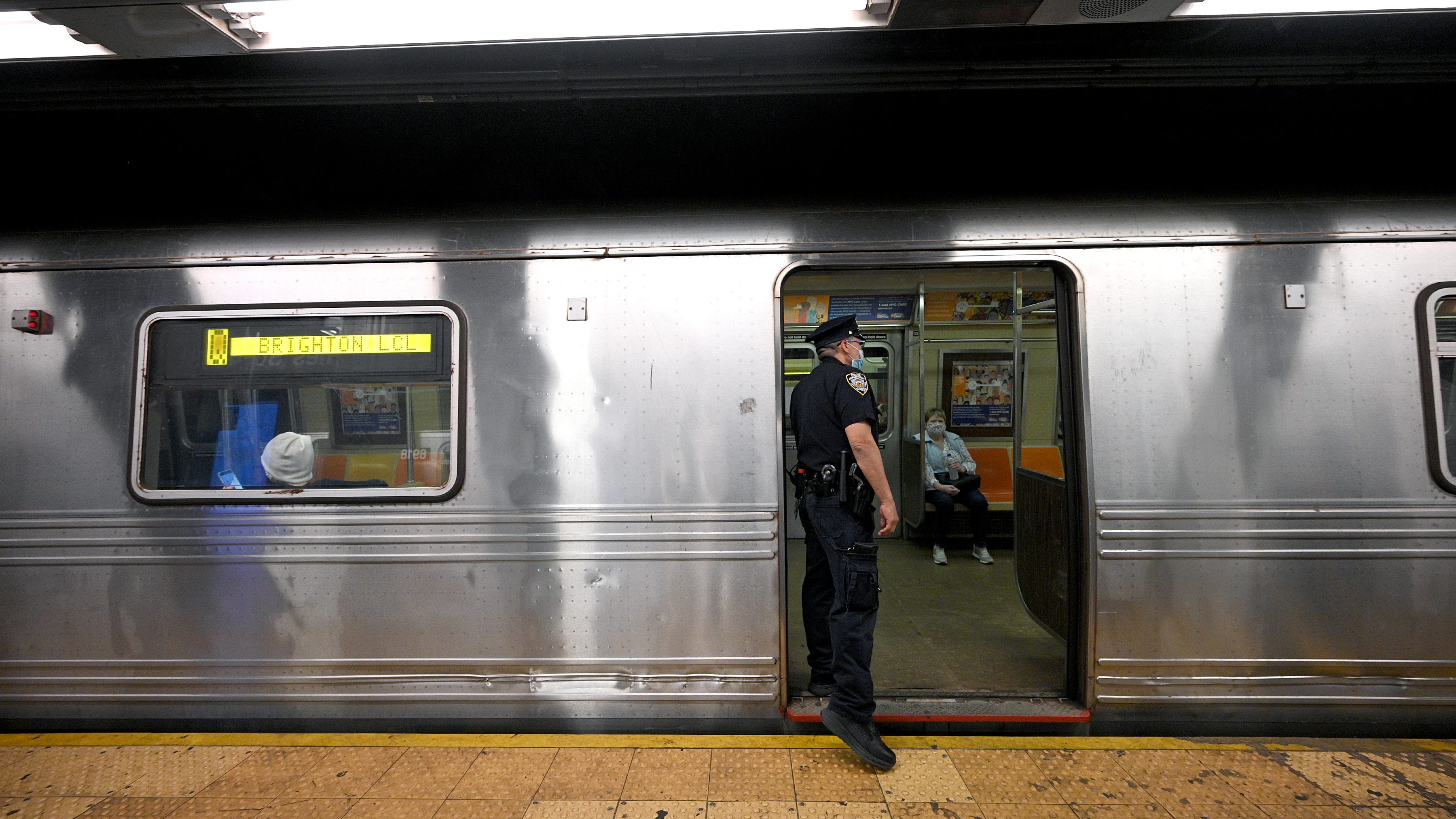 Plan to combat subway crime includes daily 'visual inspections,' homeless outreach