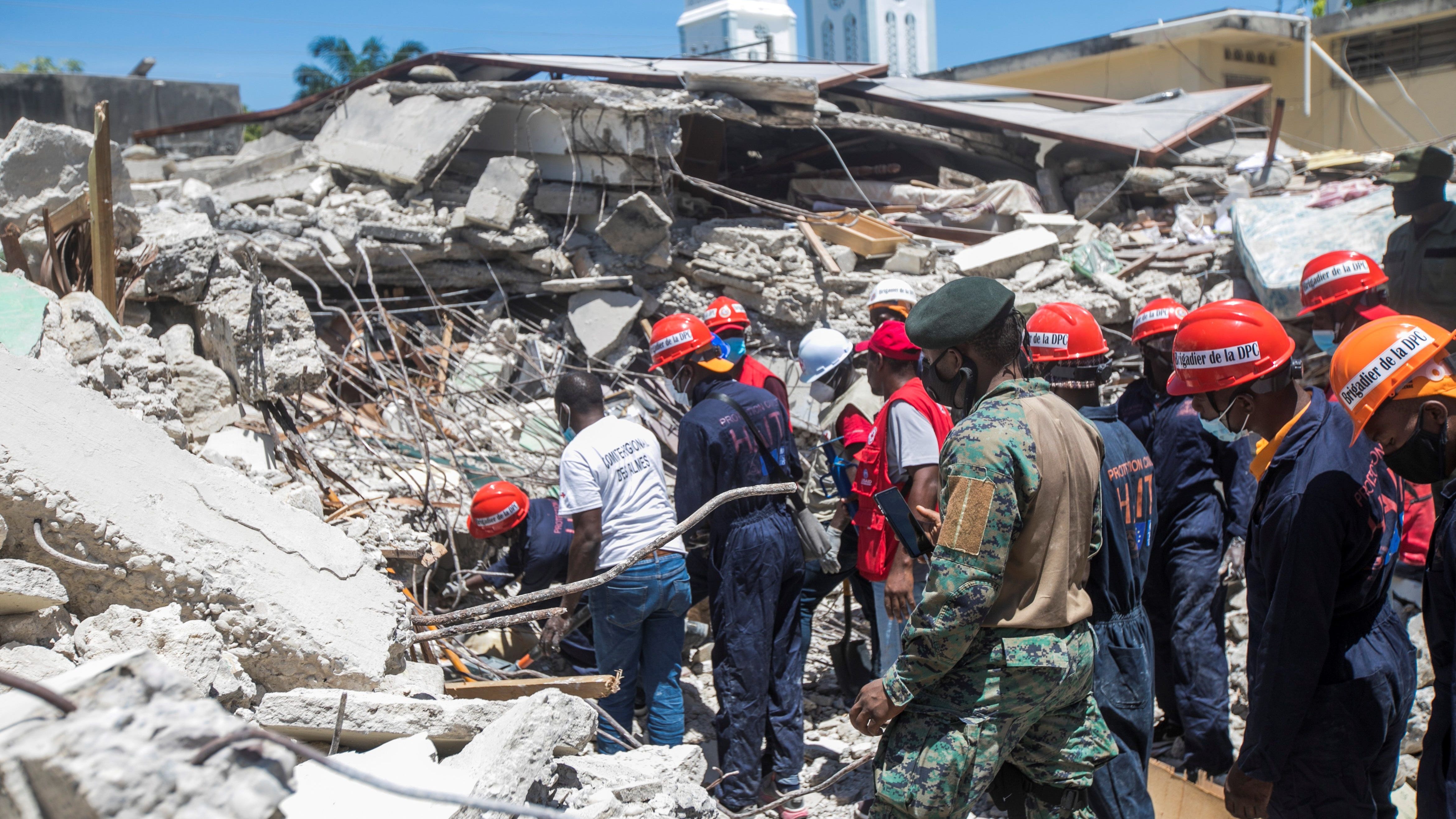 NYPD asks New Yorkers to bring in donations for Haiti earthquake victims