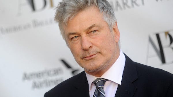 Prosecutors to dismiss all charges against Alec Baldwin in ‘Rust’ shooting