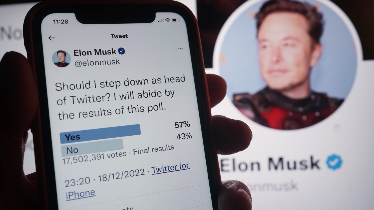 Musk lets Twitter users vote on whether he should step down and they say yes