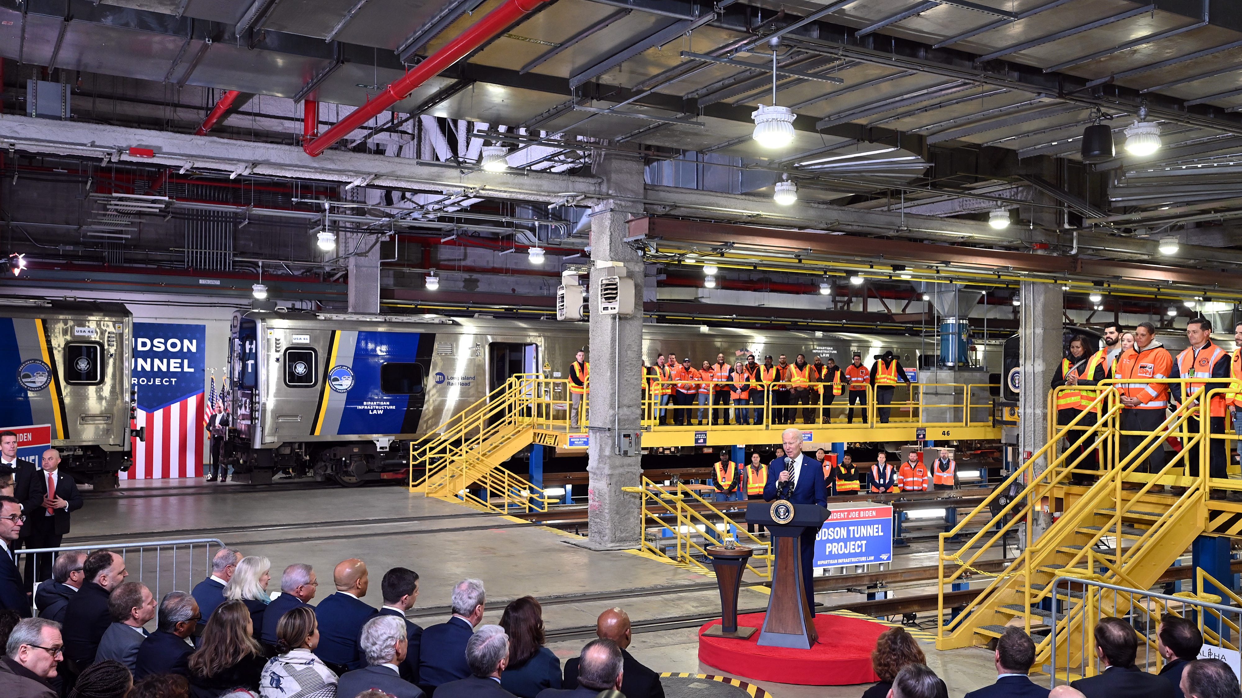 NYC's Gateway tunnel project secures $6.9B federal grant