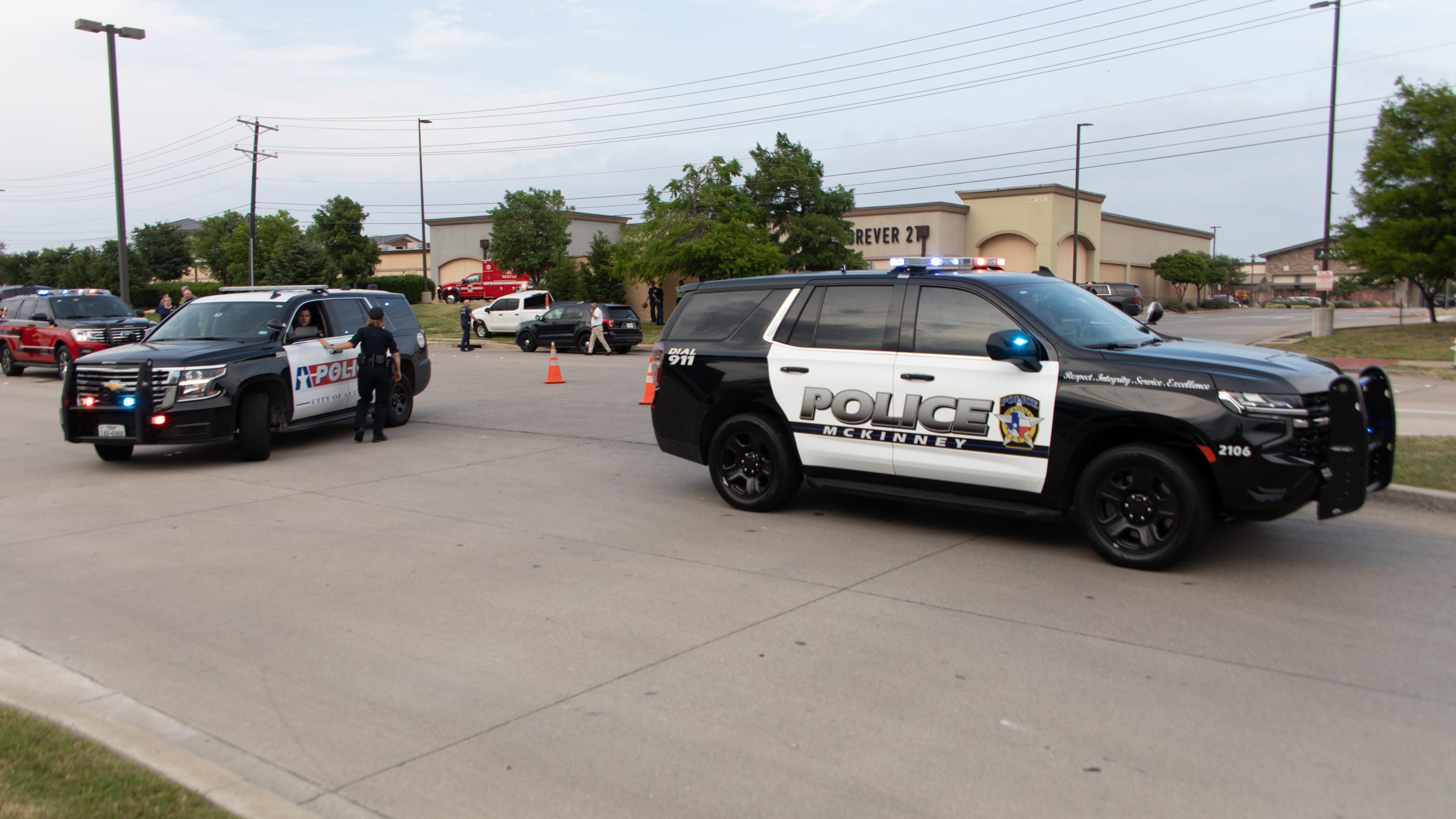 Police sources find neo-Nazi rhetoric in social media posts from Allen Outlet gunman