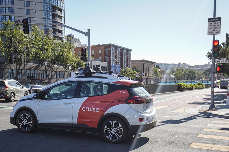 Cruise self driving taxi