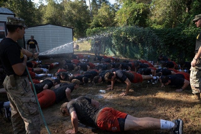 The Airborne and Ranger Training Brigade hosted the Tigers baseball team from Auburn University in Alabama to go through the Malvesti Field confidence course