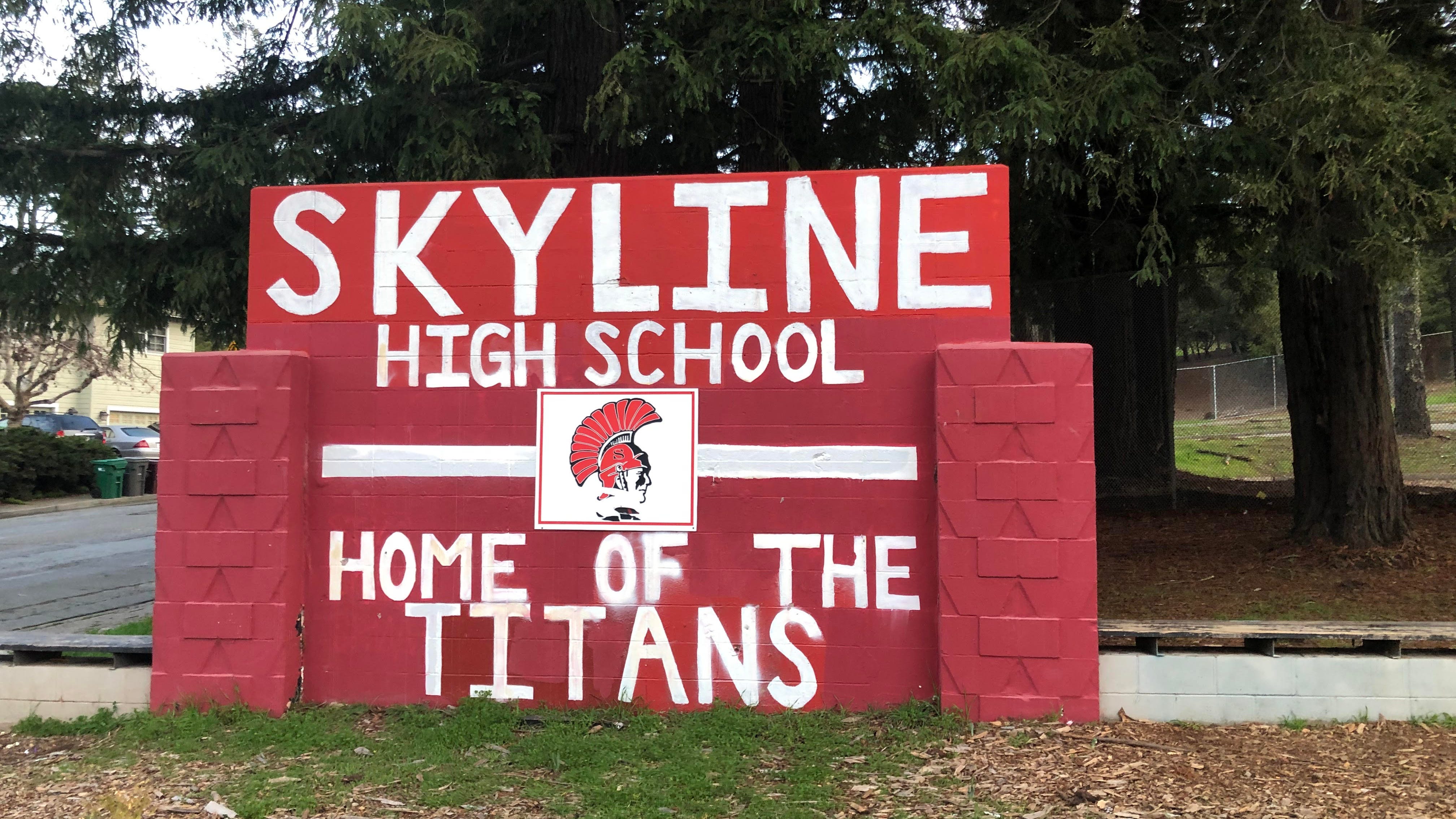 Oakland teachers, students leave classrooms empty in COVID-19 'sickout'