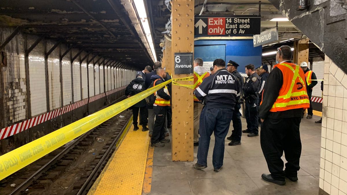 2 people fatally struck by subway train in Chelsea, major impacts to L service