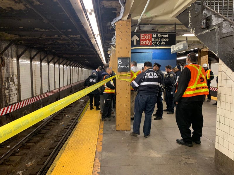 Police respond to the 14th Street/Sixth Avenue station in Chelsea on Dec. 20, 2022
