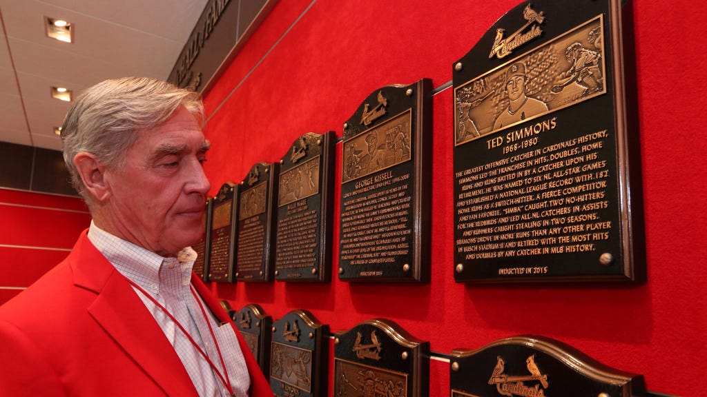 Cardinals to add statue outside Busch Stadium of Ted Simmons; Retiring his No. 23