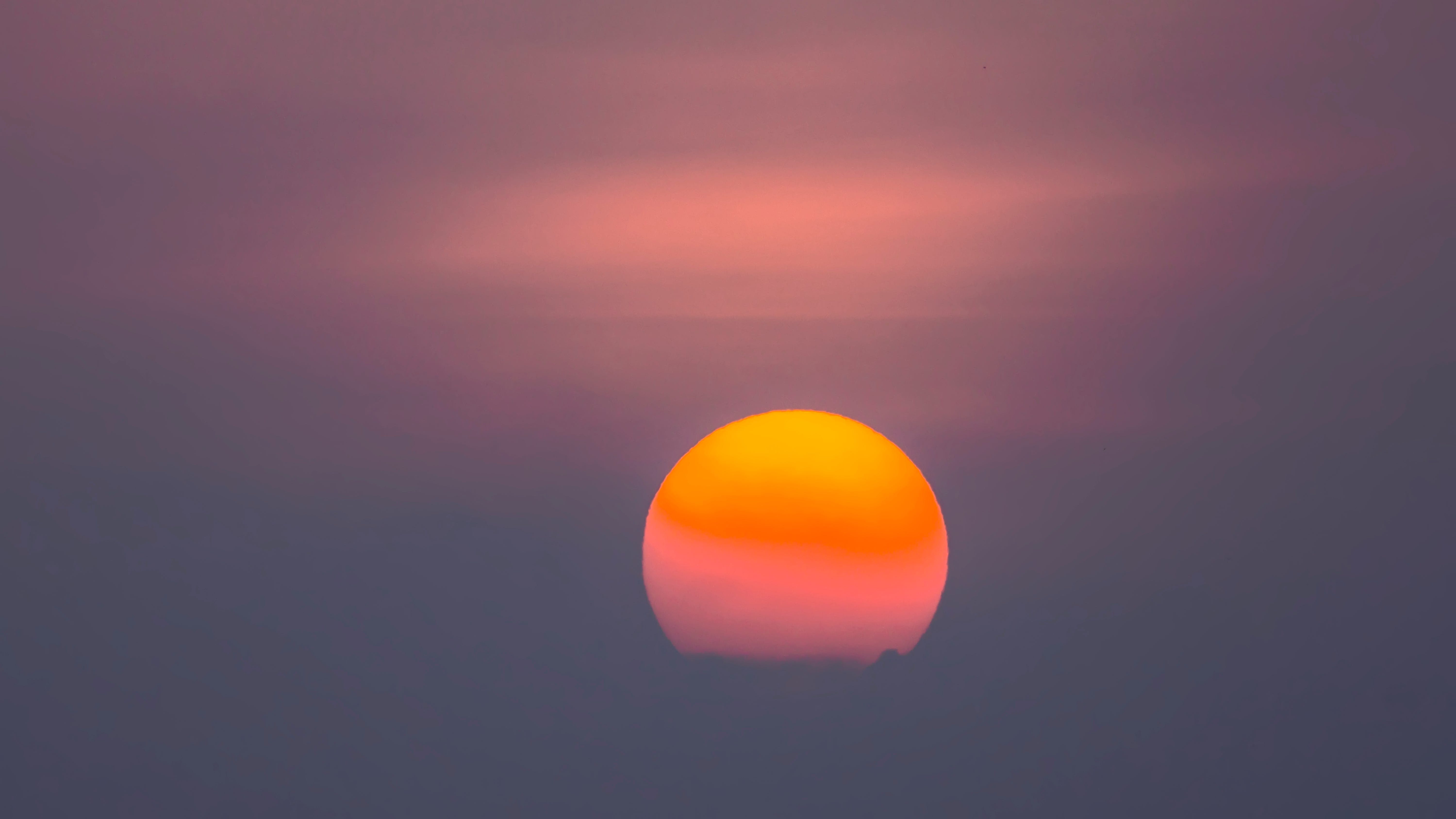 Smoke, hurricanes and general weather weirdness: Welcome to 2020
