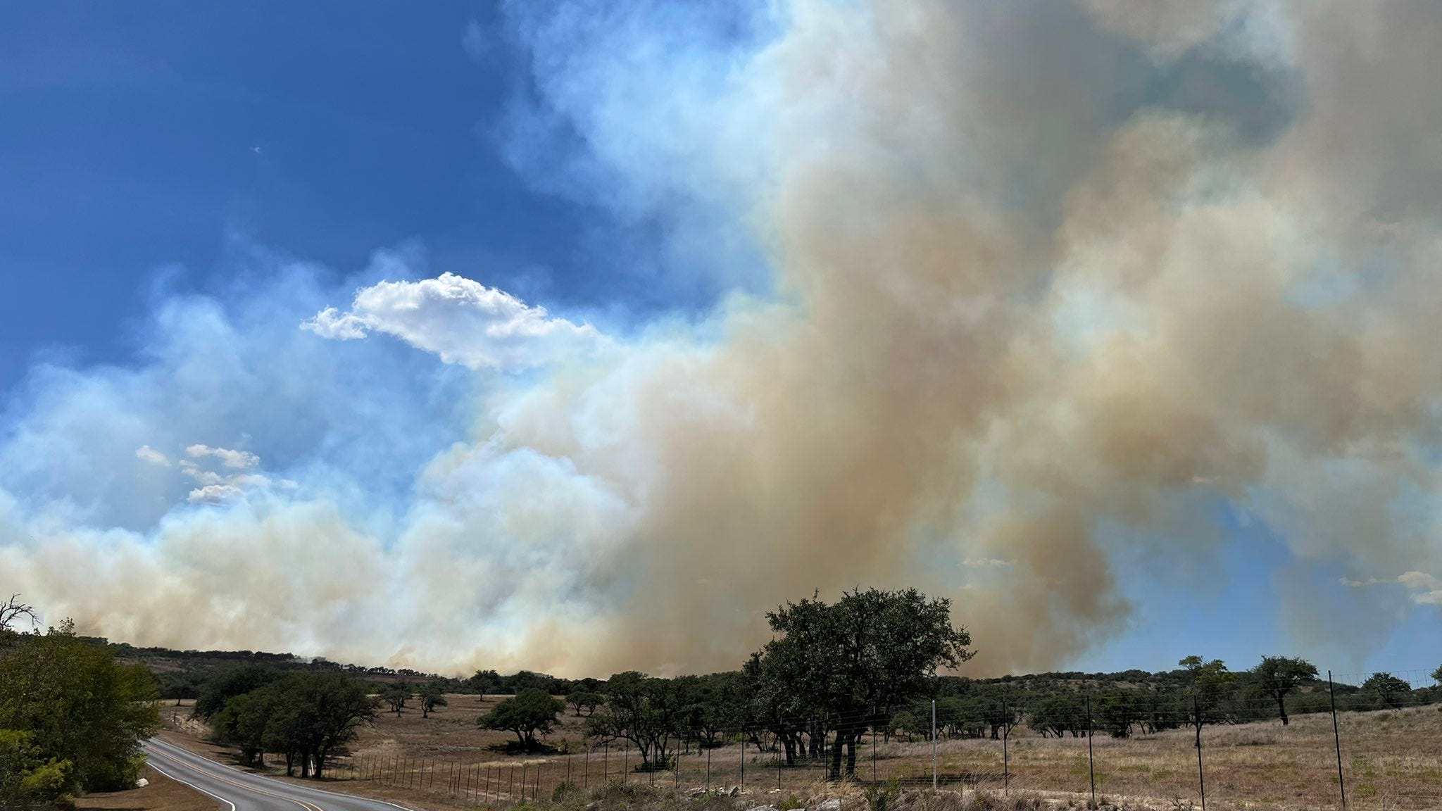 Wildfires shut down state parks in Central Texas