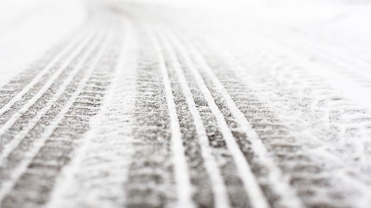 Winter storm leaves North Texas roads ice-covered and slippery