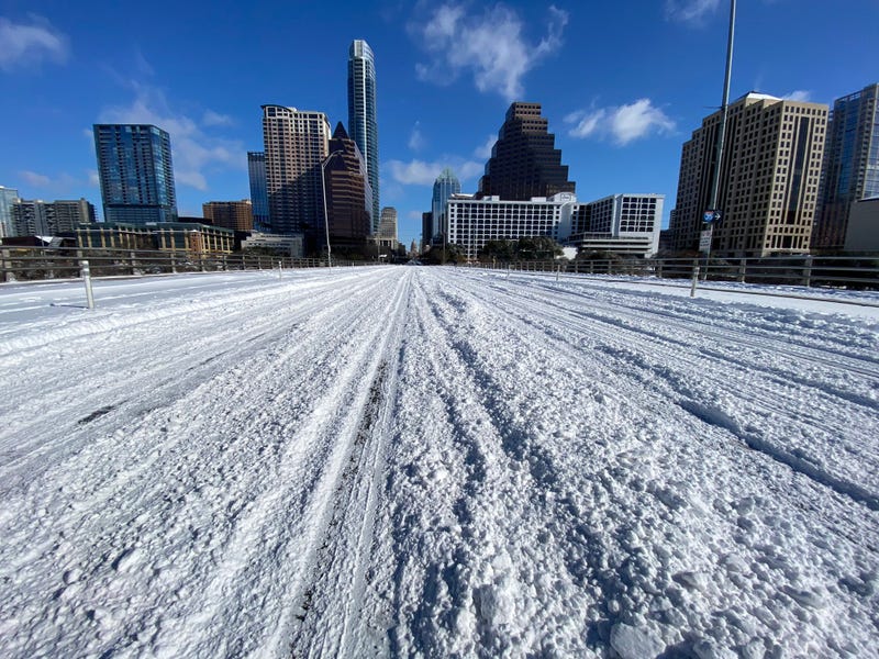 Snow on Congress Avenue Bridge