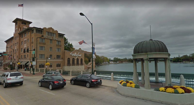 Photo of Main Street in St. Charles, Mo.