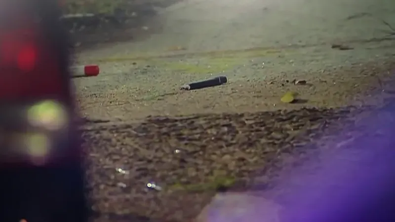 2 men critically injured after knife fight in Hunting Park