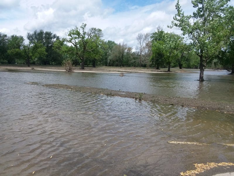 Flooding at Starved Rock's parking lots