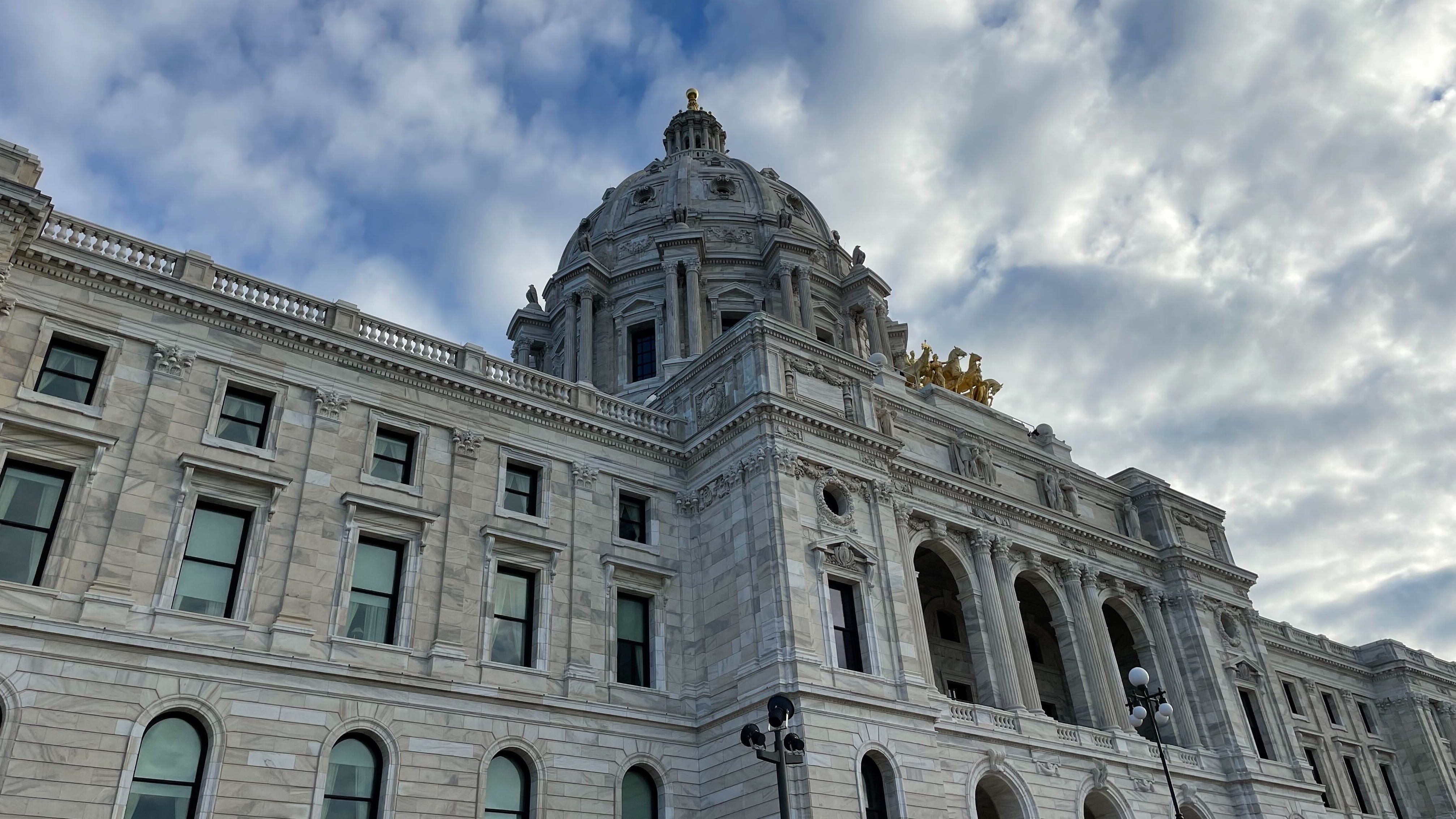 Minnesota legislature ends session with massive $72 billion budget