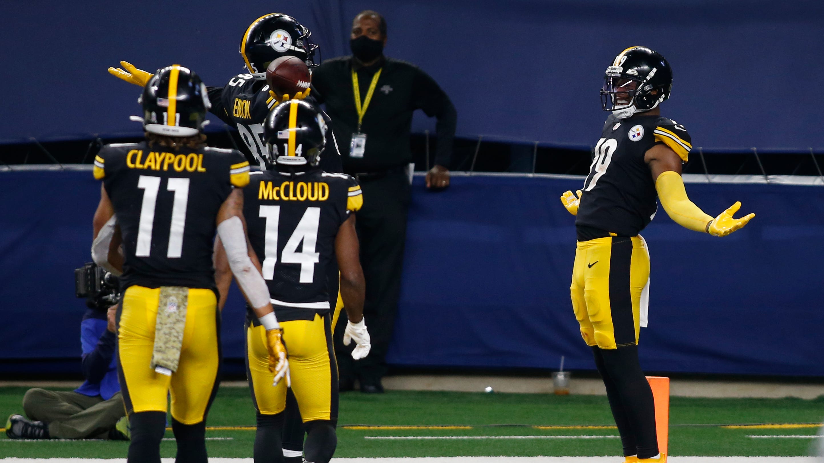 Cowboys stopped JuJu Smith-Schuster from doing T.O. star celebration