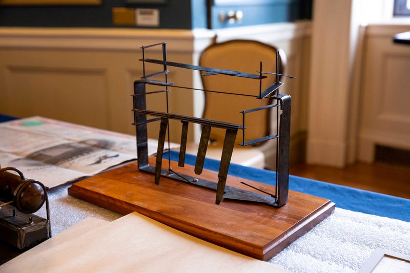Inventors marvel at the Wright Brothers’ balance at the Franklin Institute.