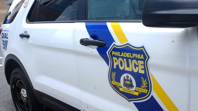 Police find 2 stolen cars after brief chase through NE Philly