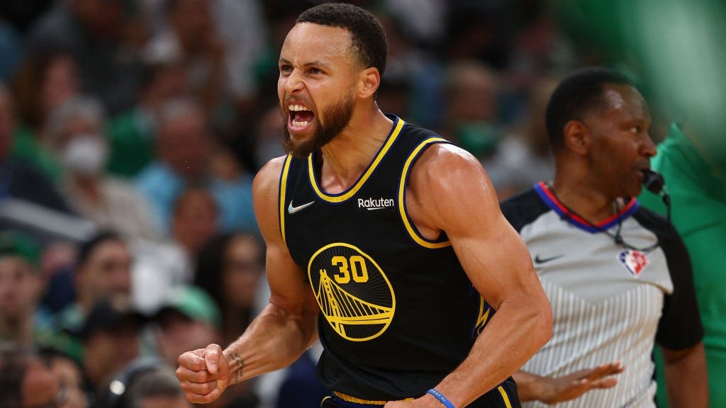 Steph Curry ties NBA Finals with all-time performance in Game 4