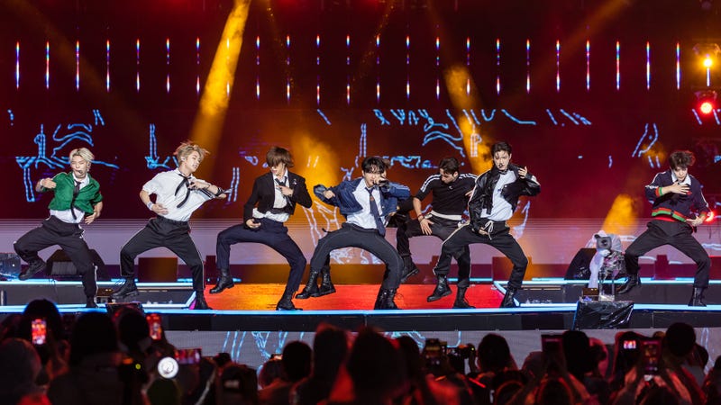 Stray Kids