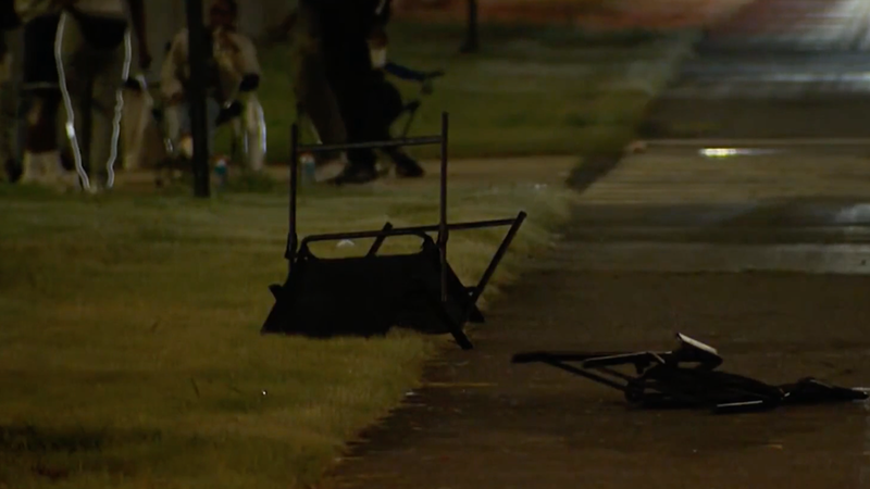 2 striking sanitation workers hit by drunk driver in Port Richmond, police say