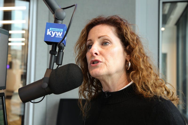 Carol MacKenzie on air from the new KYW Newsradio studios.