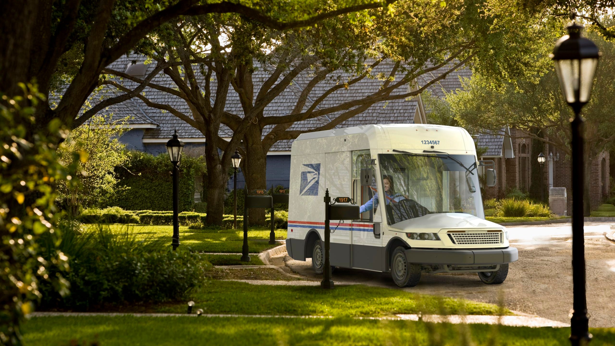 USPS unveils modern, 'next-gen' delivery truck