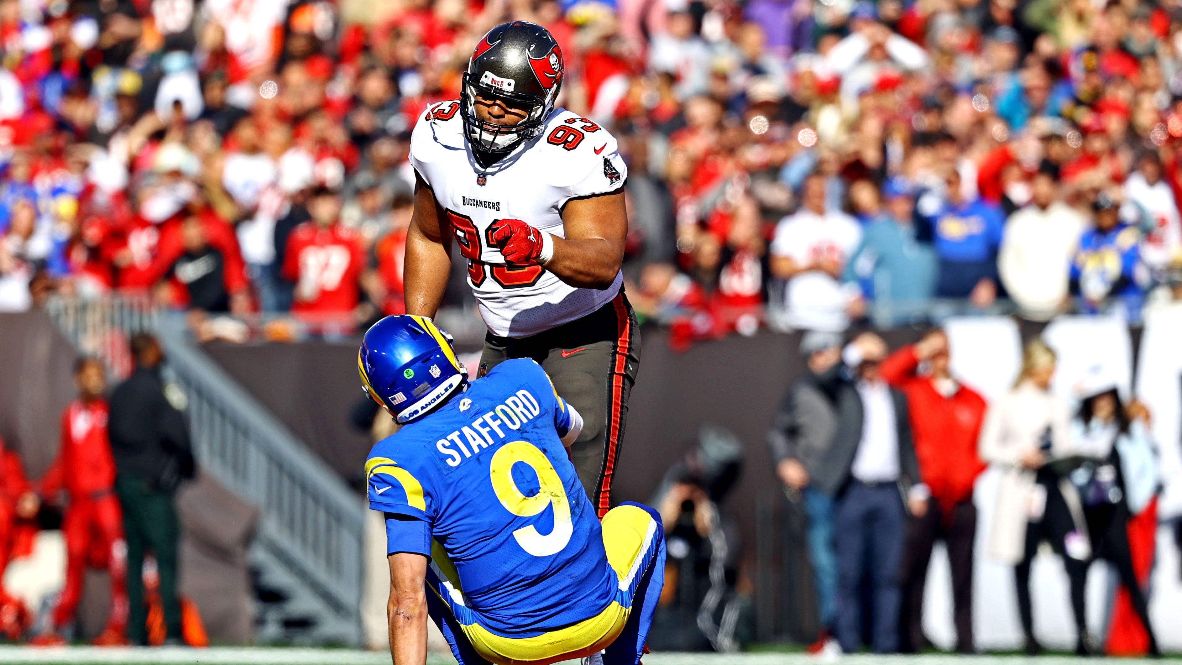 Ndamukong Suh complained about getting kicked and Twitter loved the irony