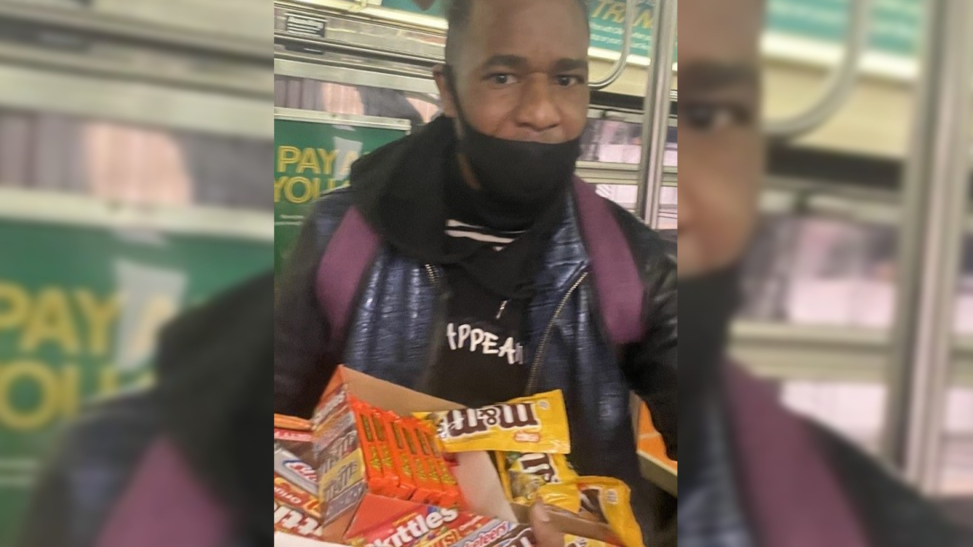Candy seller attacks teen on Bronx subway near Yankee Stadium