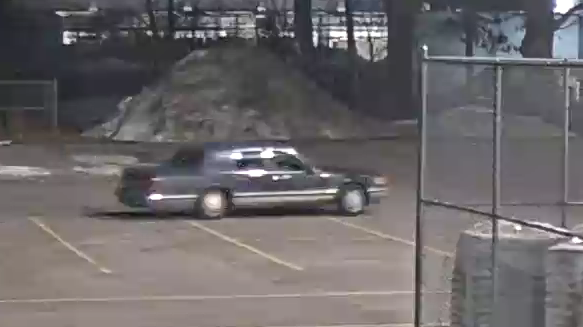 Suspect vehicle in a theft at Meijer in Cadillac.