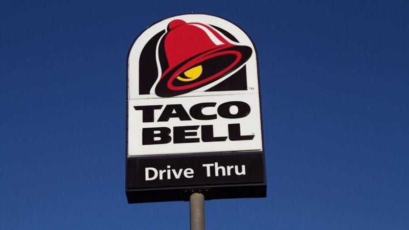 Man arrested for going through Taco Bell drive-thru naked