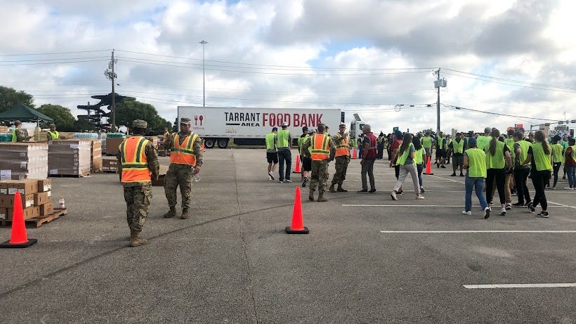 Tarrant Area Food Bank hosts last mega mobile market of 2021