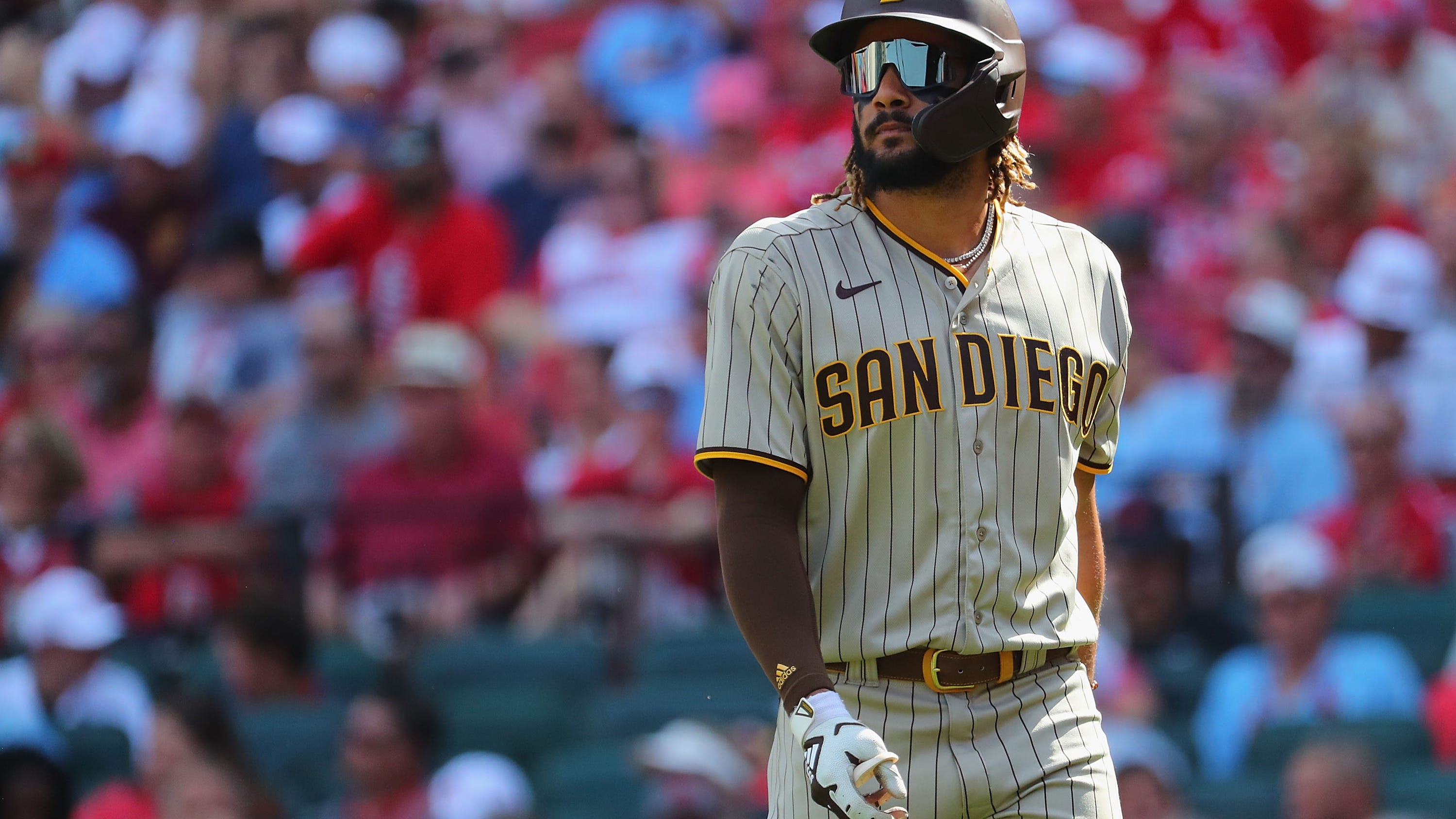 Fernando Tatis Sr. blames son's PED bust on haircut, calls suspension a 'catastrophe'