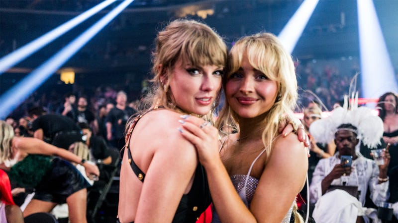 Taylor Swift and Sabrina Carpenter attend the 2023 Video Music Awards at Prudential Center on September 12, 2023 in Newark, New Jersey. 