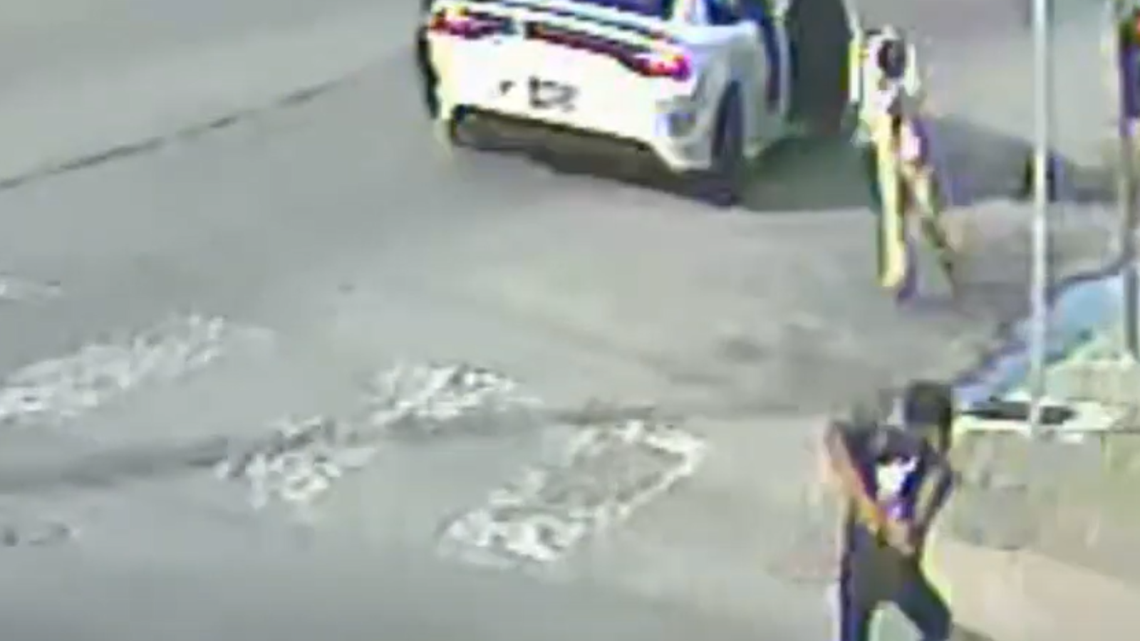 Video: Suspects wanted for shooting 2 teens in Southwest Philadelphia
