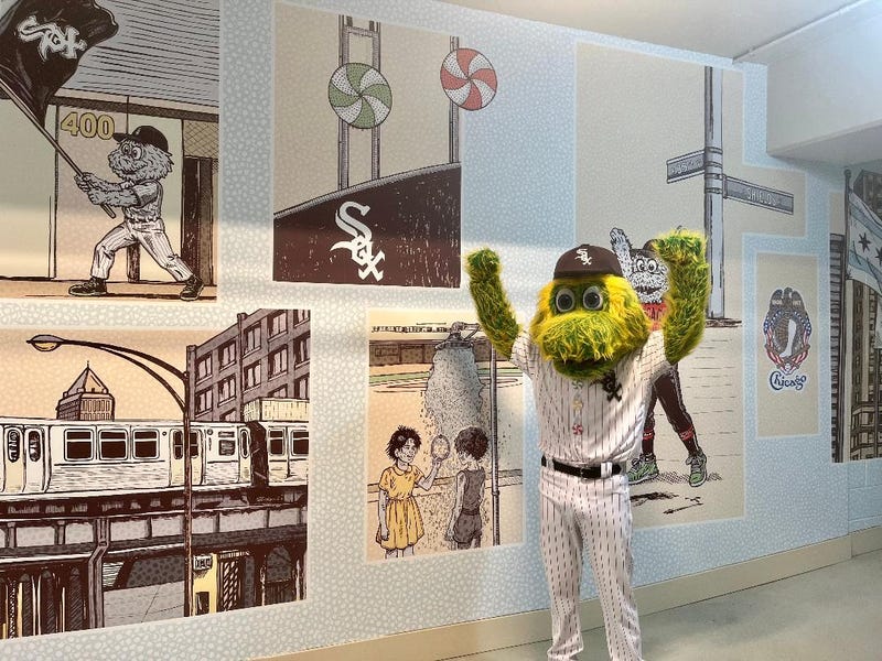 Southpaw at White Sox Mural