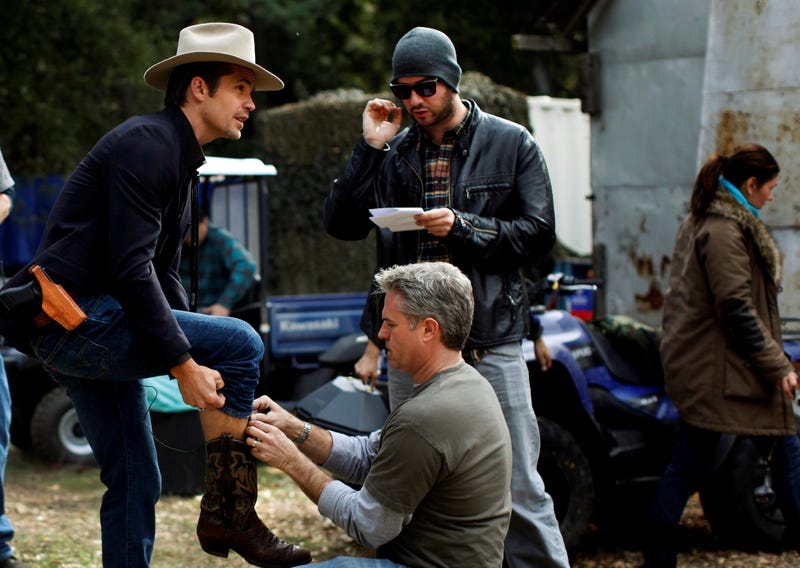 Timothy Olyphant on the set of 'Justified' in 2010