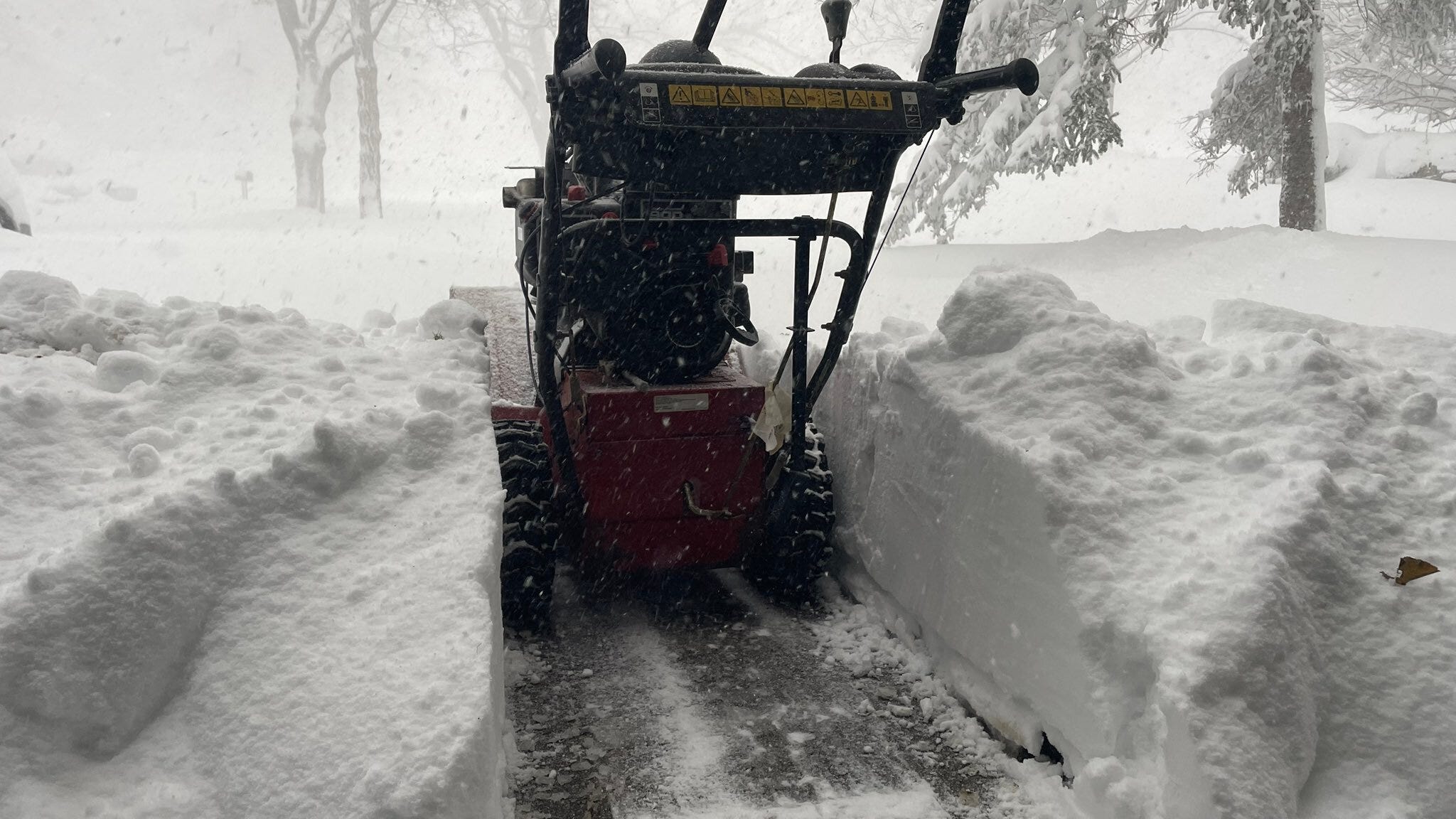 LATEST: Travel bans, route closures in effect following intense lake snows
