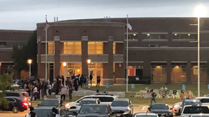 Students return to Timberview High School for the first time since shooting