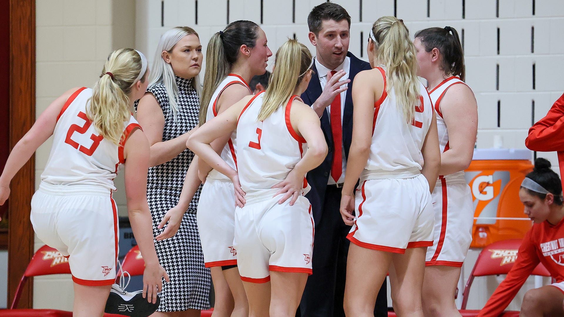 Women's hoops coach Jim Connolly on learning from Herb Magee