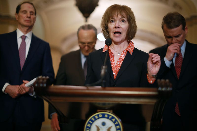 Senator Tina Smith calls for President Trump's removal from office.
