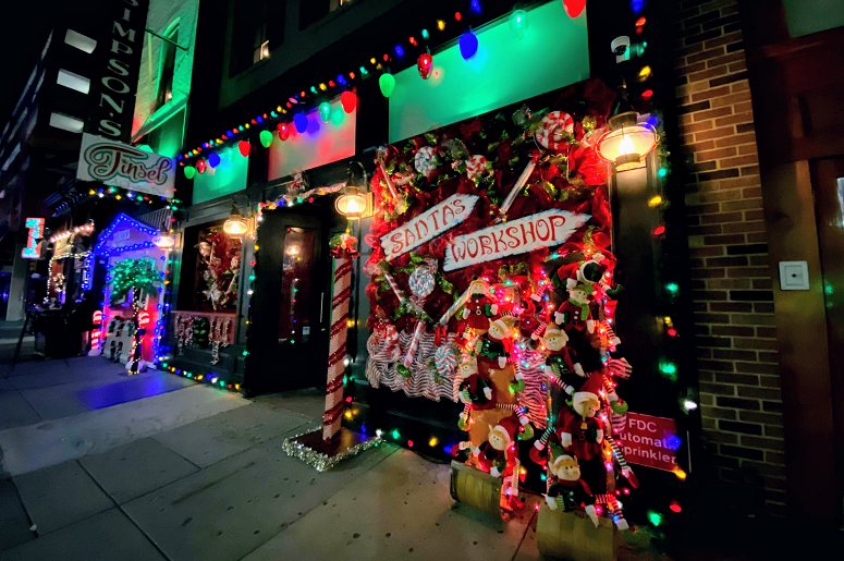 Tinsel Pop Up Bar