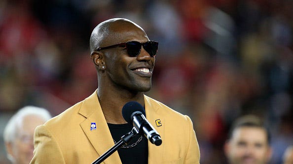 WATCH: Terrell Owens scores TD in Fan Controlled Football league