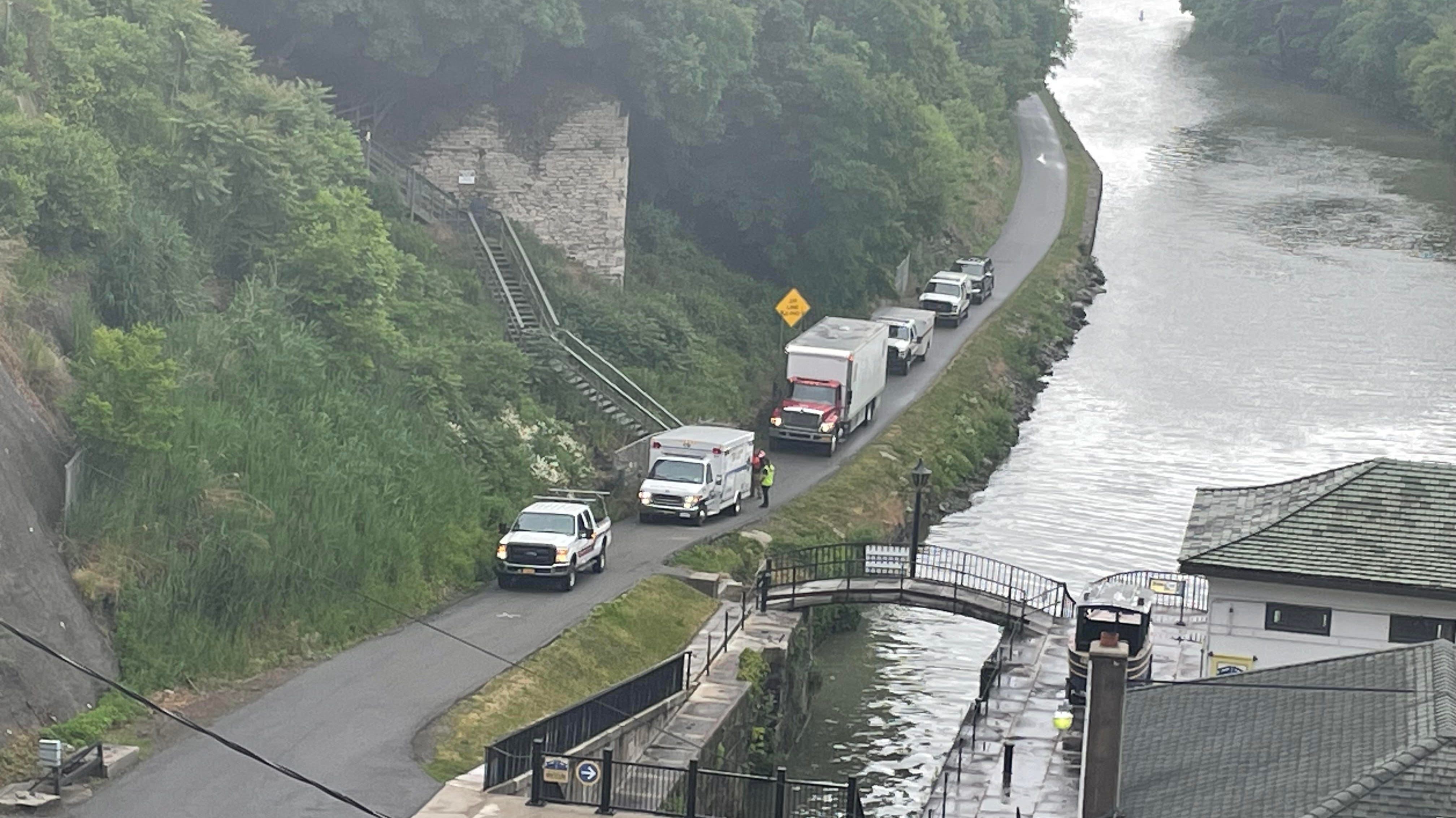 Lockport tour boat capsize in underground cave wasn't the first, agency says; passenger recounts ordeal