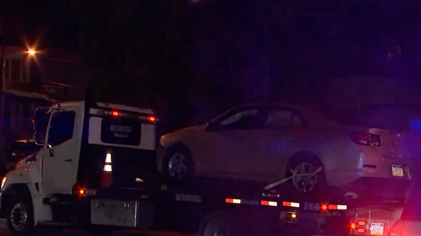 Tow truck driver shot during attempted robbery in Southwest Philadelphia