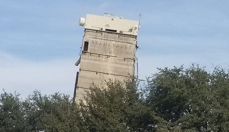 Affiliated Computer Services Building, Leaning Tower Of Dallas