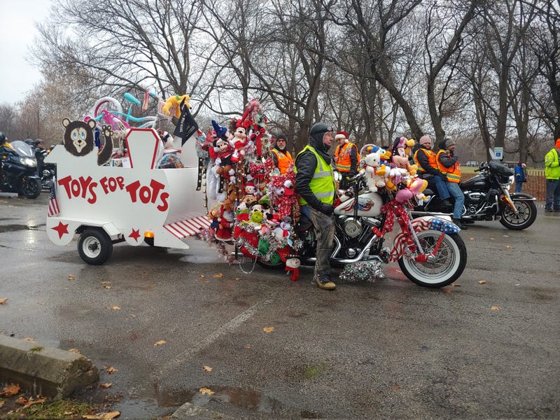 Toys for Tots parade returns after a year off due to COVID-19