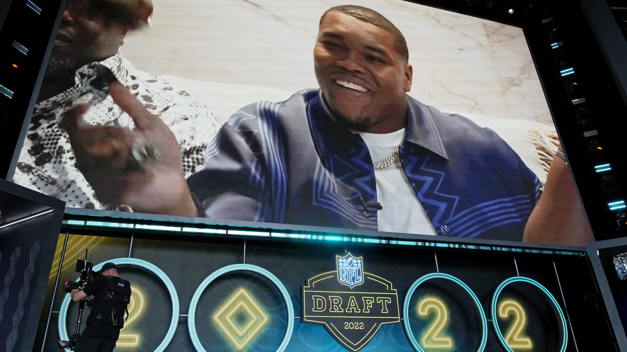 Travon Walker goes No. 1 overall to Jaguars in 2022 NFL Draft
